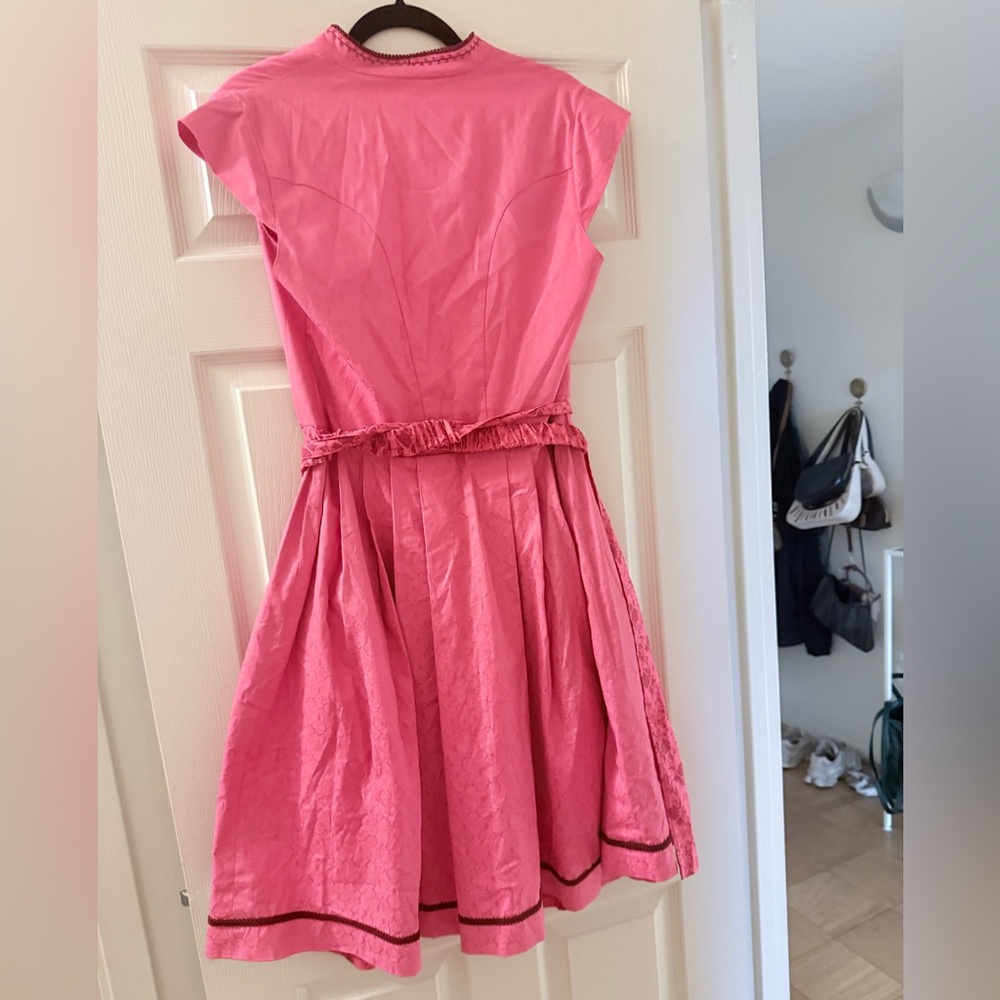Authentic dirndl - Picture 2 of 5